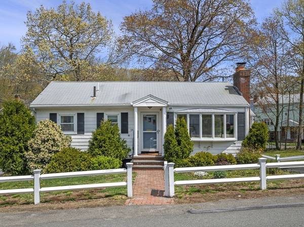 106 Neal St, Malden, MA 02148