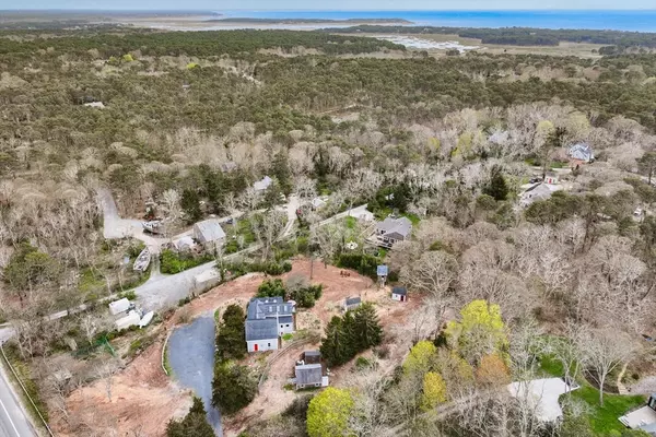 2147 State Highway Route 6,  Wellfleet,  MA 02667