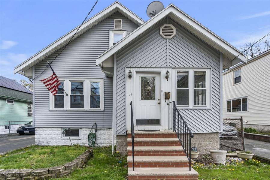 14 Clarence St, Everett, MA 02149