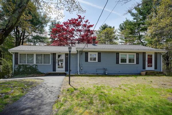 144 Chestnut St, Wilmington, MA 01887