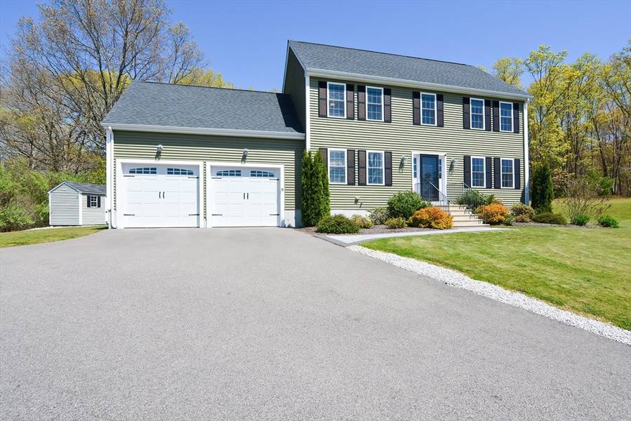 15 Sycamore, Blackstone, MA 01504