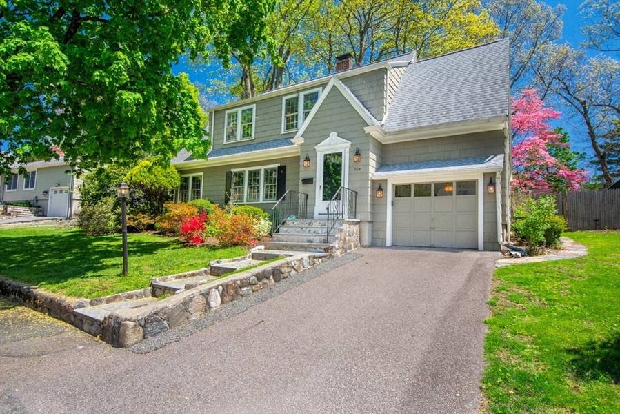 108 Garden St, Needham, MA 02492