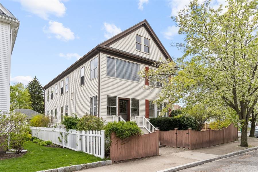 57 Clark St, Medford, MA 02155