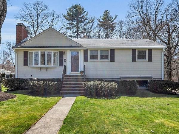 8 Woodland Rd, Wilmington, MA 01887