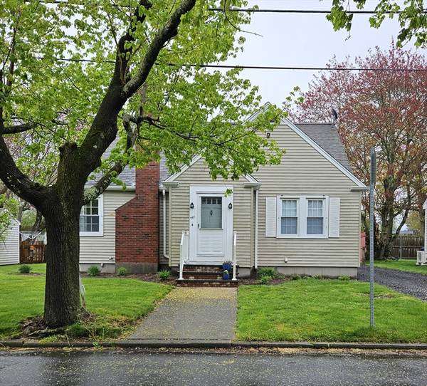 420 John St, New Bedford, MA 02740