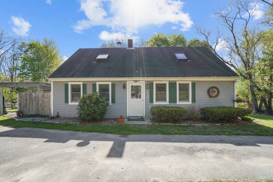 142 Peck St, Rehoboth, MA 02769