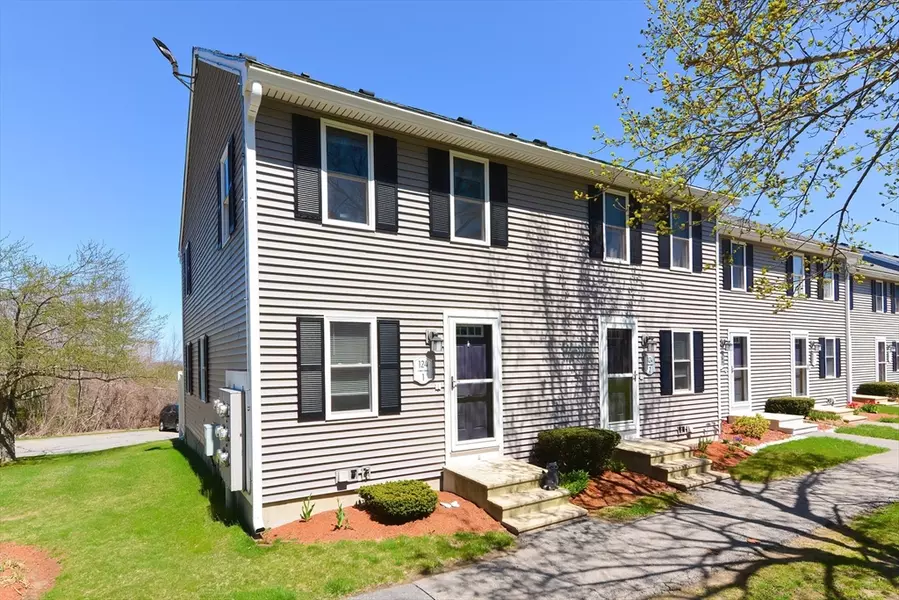 124 Olde Colonial Dr. #1, Gardner, MA 01440