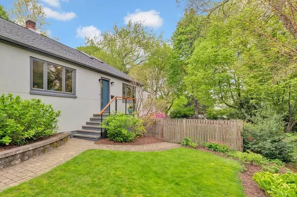 Arlington, MA 02476,17 Gray Street