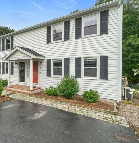 56 Oakhurst St #2, North Attleboro, MA 02760