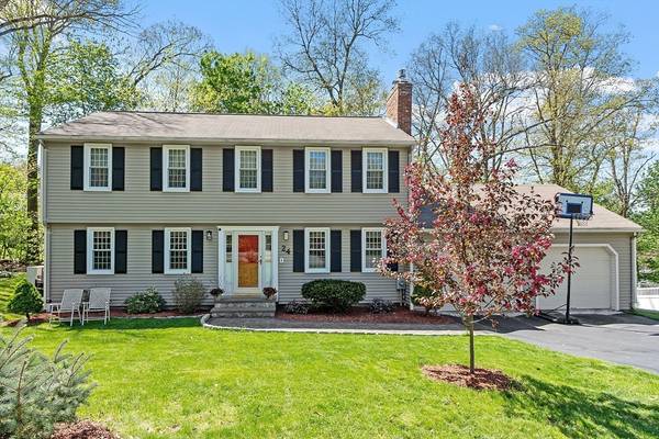 24 Red Coat Rd, Shrewsbury, MA 01545