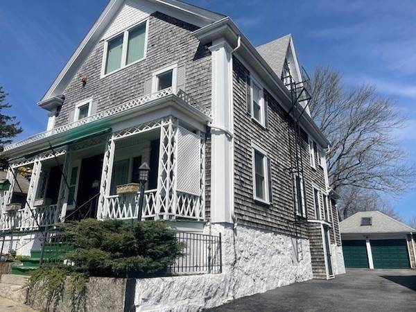 22 Pope St, New Bedford, MA 02740