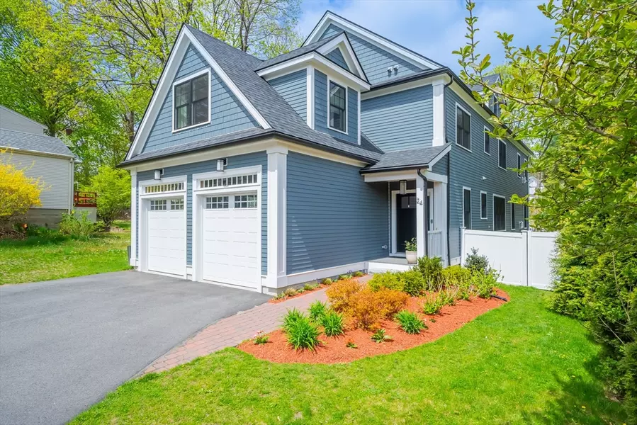 24 Grassland St, Lexington, MA 02421