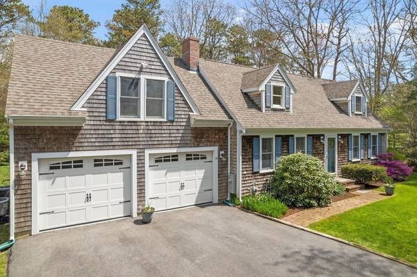 76 Holly Ridge Dr, Sandwich, MA 02563