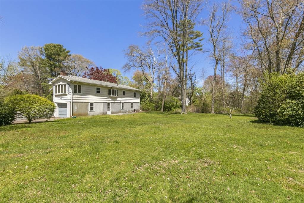 Plymouth, MA 02360,64 Forest Ave Ext