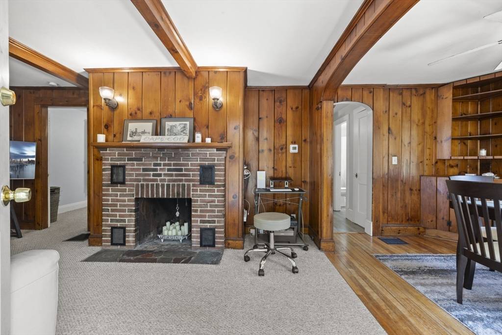 Canton, MA 02021,435 Walpole St