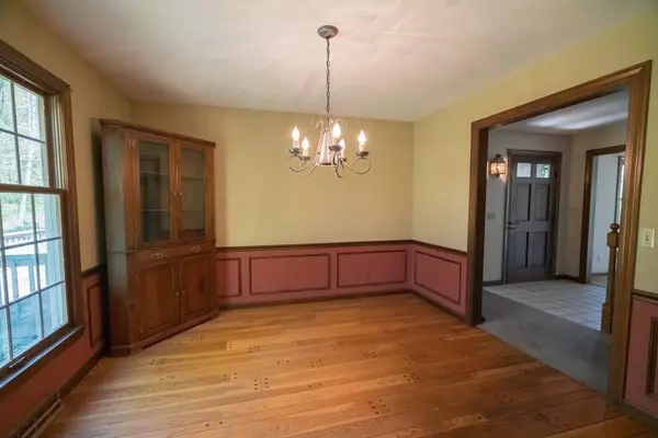 Deerfield, MA 01373,44 King Philip Ave