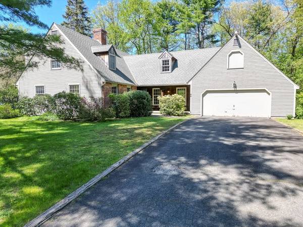 44 King Philip Ave, Deerfield, MA 01373