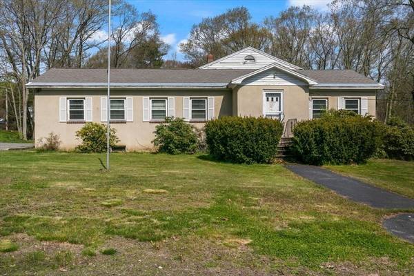 43 Grove Street, Merrimac, MA 01860