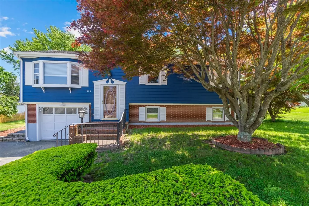 Somerset, MA 02726,515 South St