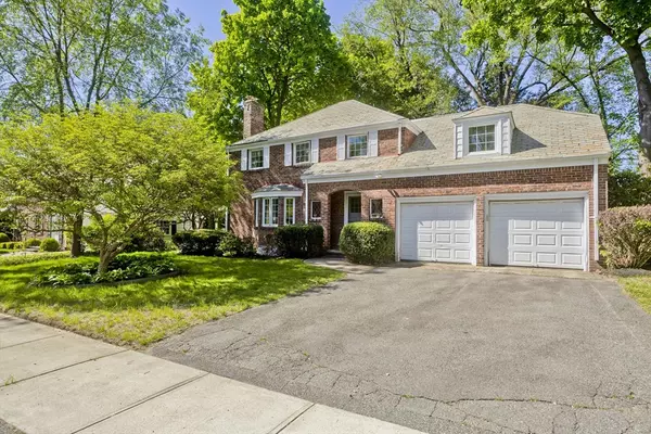 Longmeadow, MA 01106,108 Pleasantview Ave