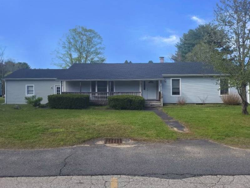 39 Ruggles St, Hardwick, MA 01037