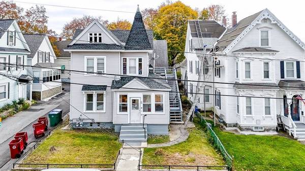 89 5th Ave, Lowell, MA 01854