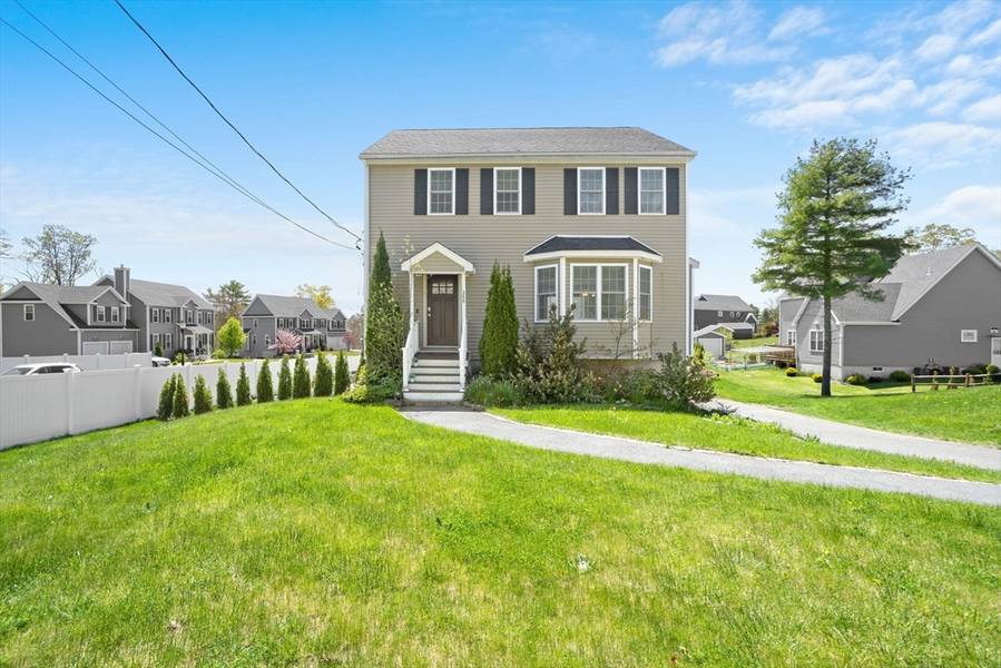 348 Canton, Randolph, MA 02368