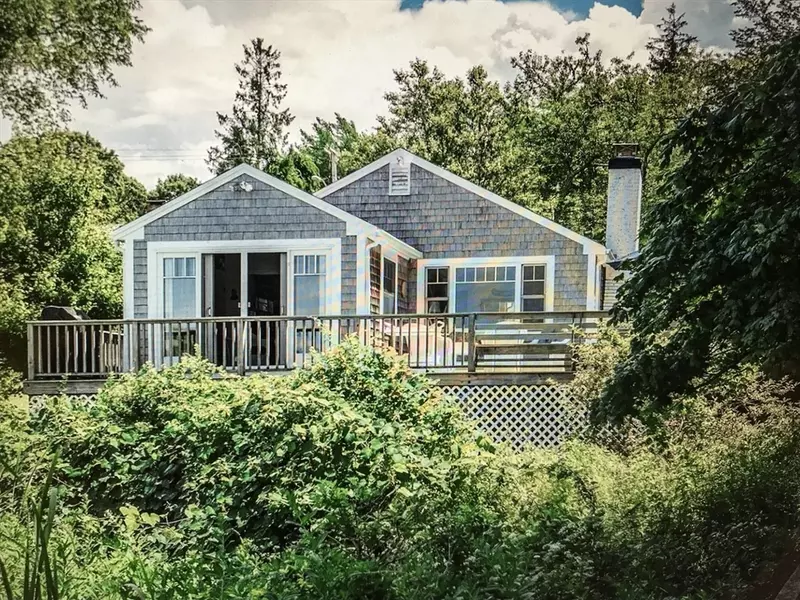 2604 Main St, Barnstable, MA 02668