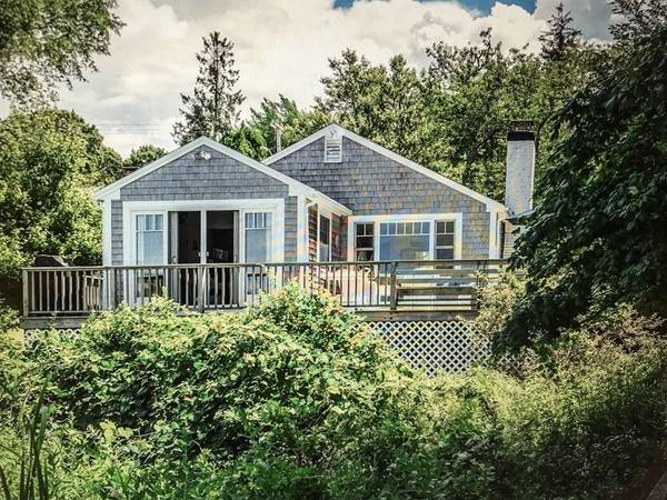 2604 Main St, Barnstable, MA 02668