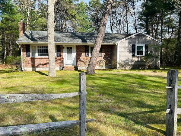 36 Bennets Neck Dr, Bourne, MA 02559