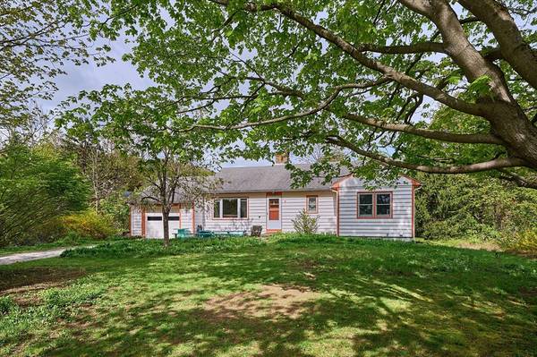 28 Meadow Ln, Ashfield, MA 01330