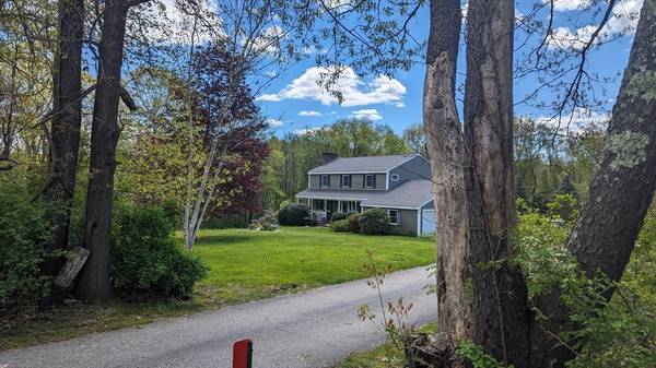 7 Robbins Rd, Charlton, MA 01507