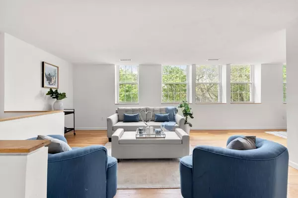 Boston, MA 02130,35 Eldridge Rd #210