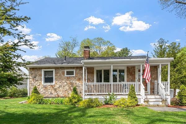 102 Pond St, Billerica, MA 01821