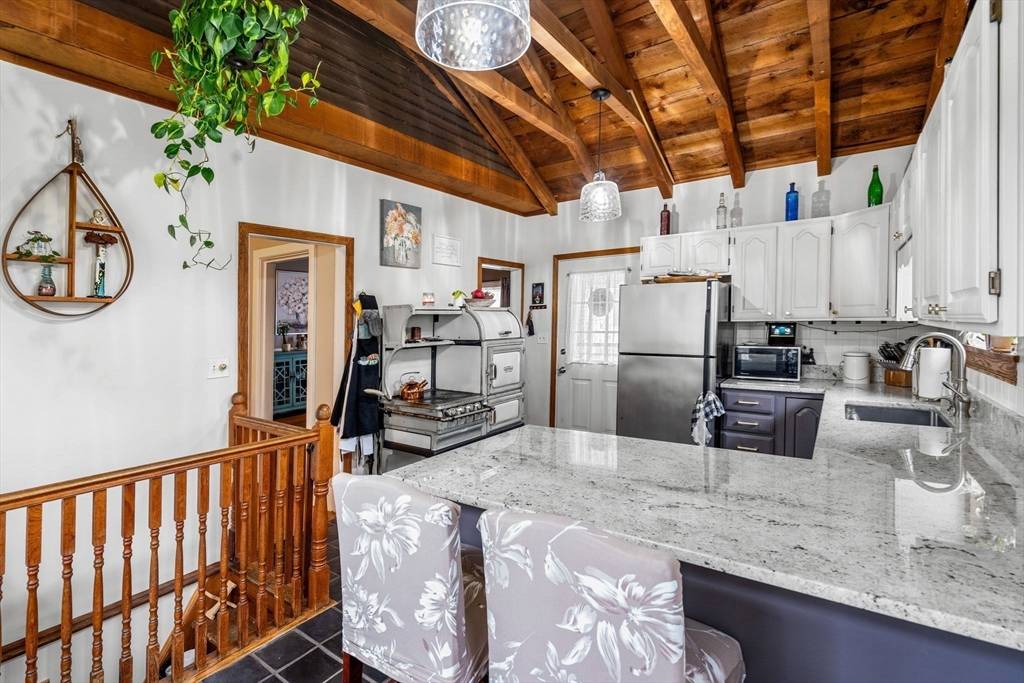 Taunton, MA 02780,16 Williams St