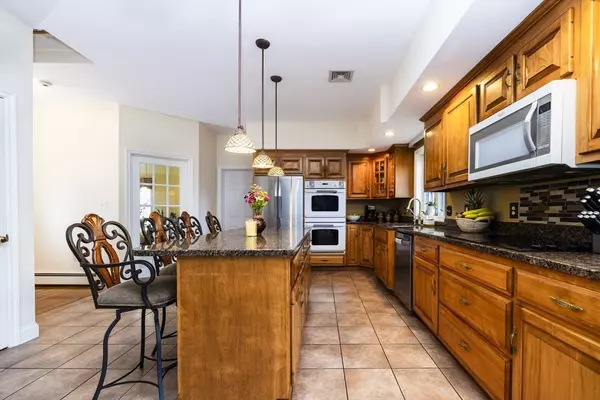 Windham, NH 03087,12 Balmorra Road