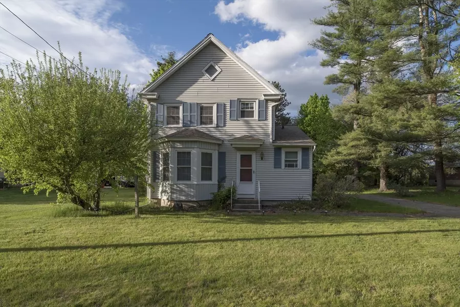 39 Homecrest Ave, Ware, MA 01082