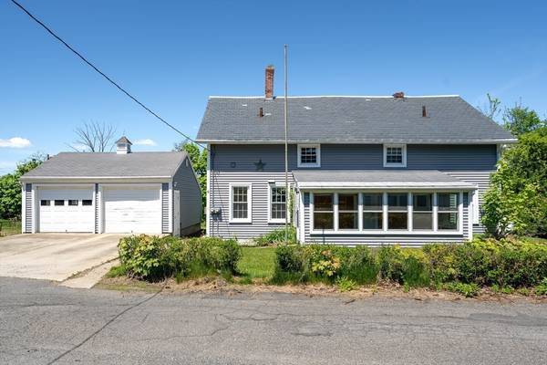 Easthampton, MA 01027,6-8 Emerald Pl