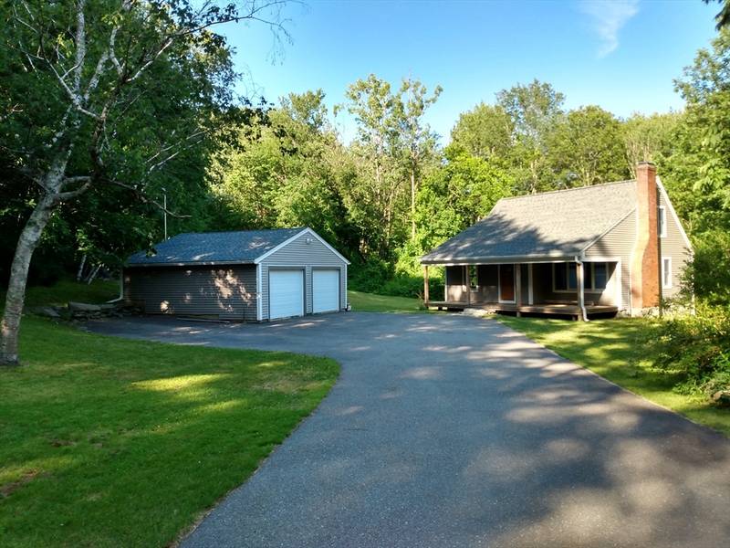 507 S Royalston Rd, Athol, MA 01331