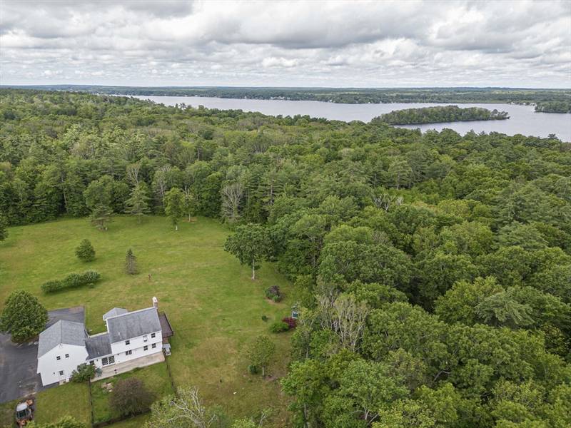 16 Hemlock Shore Road, Lakeville, MA 02347