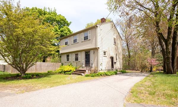 62 Green St, Wakefield, MA 01880