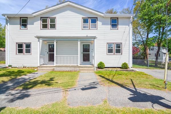 2-4 Lakeview Cir, Wakefield, MA 01880