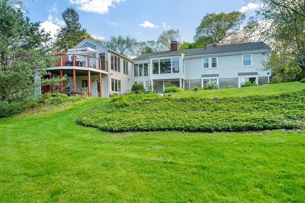 143 Concord Ave, Lexington, MA 02421