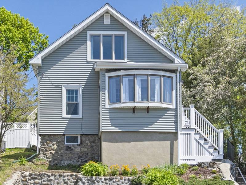 74 Circle Drive, Waltham, MA 02451