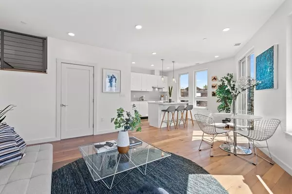 97 Elmwood Street #310, Cambridge, MA 02140