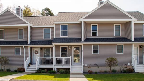 28 Sycamore Dr #28, Leominster, MA 01453