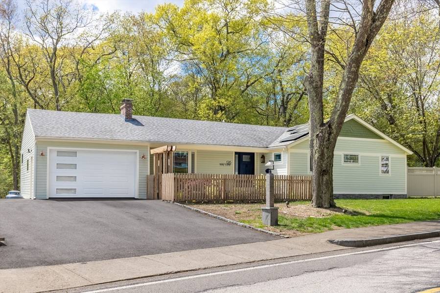 126 Pine Ln, Westwood, MA 02090