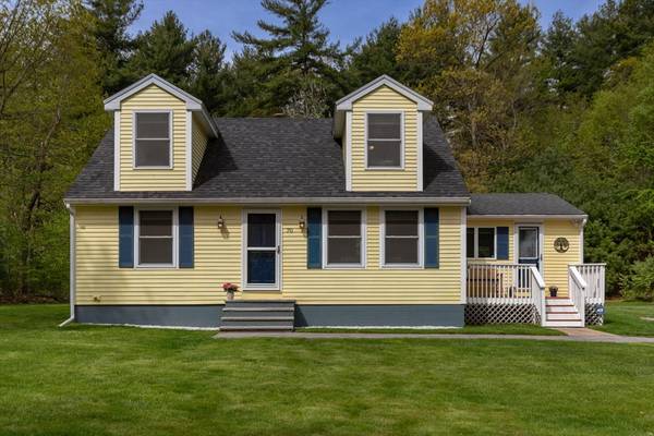 70 Parham, Tyngsborough, MA 01879