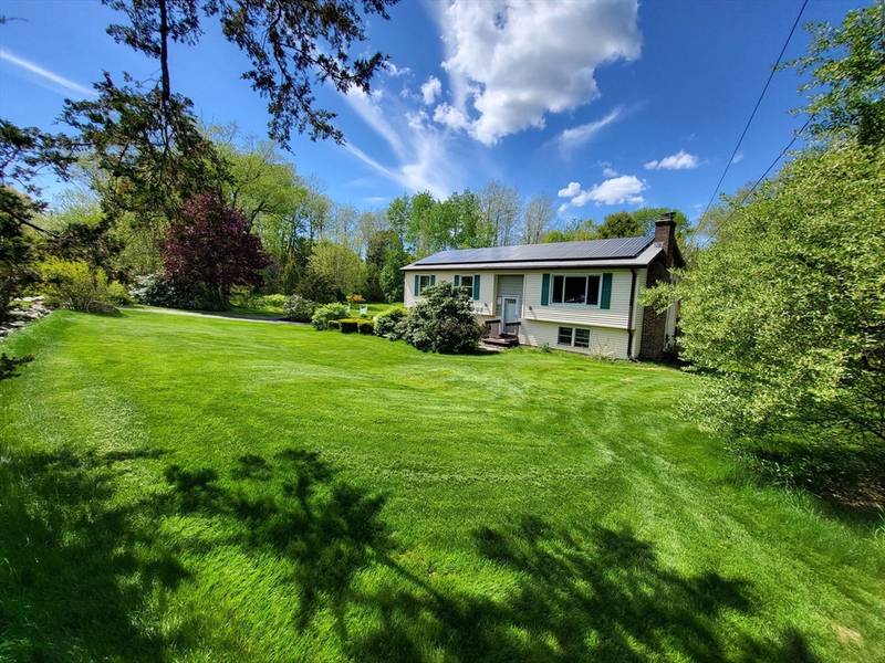 192 Brimfield Rd, Monson, MA 01057