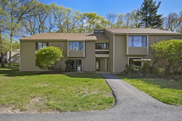 15 Thayer Pond Drive #4, Oxford, MA 01537